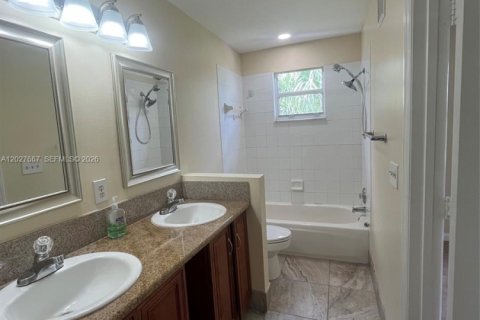 Adosado en alquiler en Pembroke Pines, Florida, 3 dormitorios, 132.66 m2 № 2085344 - foto 10