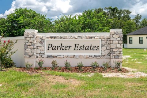 Land in Lakeland, Florida № 2370825