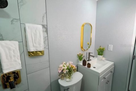 House in Englewood, Florida 2 bedrooms, 55.18 sq.m. № 1565380 - photo 18