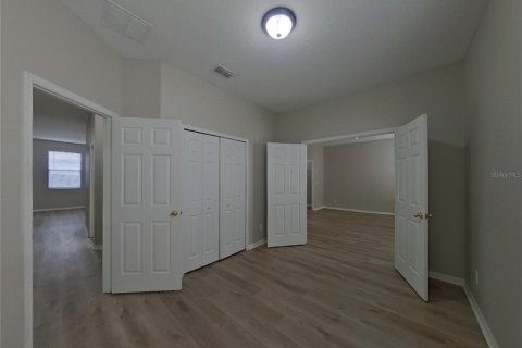 Casa en alquiler en Orlando, Florida, 4 dormitorios, 183.2 m2 № 1907166 - foto 11