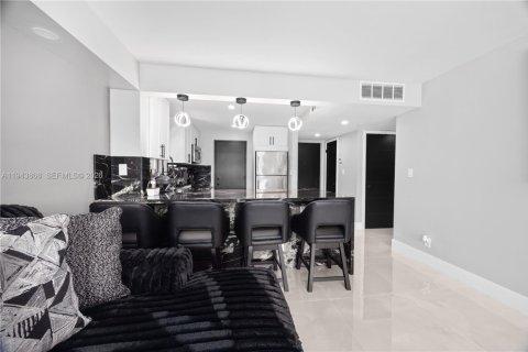 Купить кондоминиум в Помпано-Бич, Флорида 2 спальни, 102.19м2, № 2002391 - фото 7