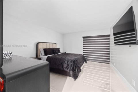 Купить кондоминиум в Помпано-Бич, Флорида 2 спальни, 102.19м2, № 2002391 - фото 11