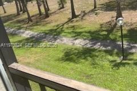 Condominio en alquiler en Lauderhill, Florida, 2 dormitorios, 101.45 m2 № 2033516 - foto 17