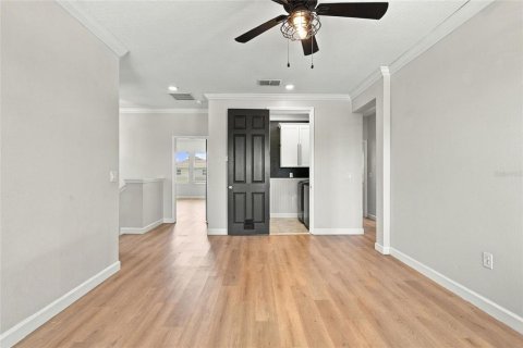 House in Haines City, Florida 4 bedrooms, 214.7 sq.m. № 2394268 - photo 17