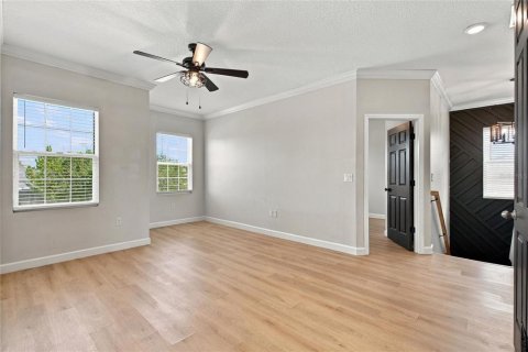House in Haines City, Florida 4 bedrooms, 214.7 sq.m. № 2394268 - photo 16