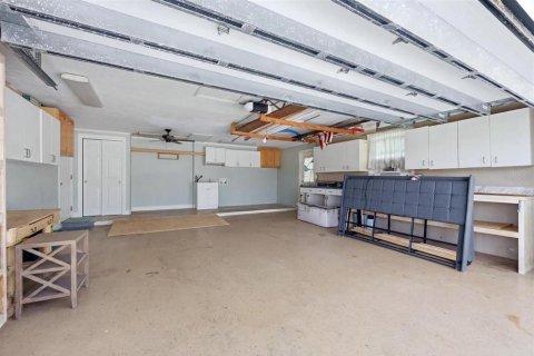 House in Englewood, Florida 3 bedrooms, 174.66 sq.m. № 2222759 - photo 30