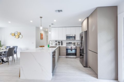 Villa ou maison à vendre à Fort Lauderdale, Floride: 4 chambres, 151.62 m2 № 2433937 - photo 8
