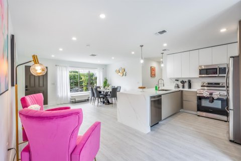 Villa ou maison à vendre à Fort Lauderdale, Floride: 4 chambres, 151.62 m2 № 2433937 - photo 6