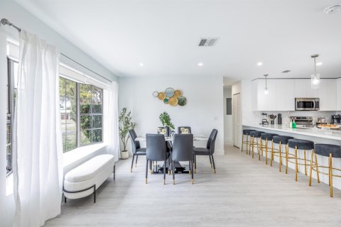 Villa ou maison à vendre à Fort Lauderdale, Floride: 4 chambres, 151.62 m2 № 2433937 - photo 19