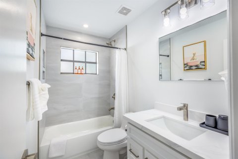 Villa ou maison à vendre à Fort Lauderdale, Floride: 4 chambres, 151.62 m2 № 2433937 - photo 11