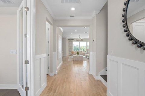House in Mount Dora, Florida 4 bedrooms, 307.79 sq.m. № 1798433 - photo 4