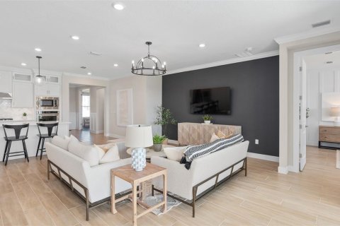 House in Mount Dora, Florida 4 bedrooms, 307.79 sq.m. № 1798433 - photo 18