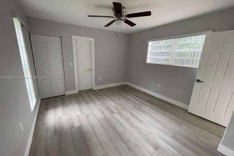 Casa en venta en Sunrise, Florida, 3 dormitorios, 133.31 m2 № 1941236 - foto 15