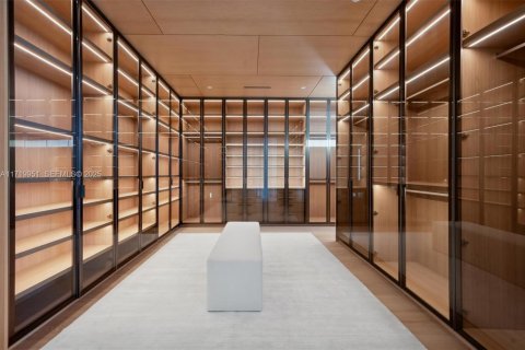 Villa ou maison à vendre à Miami Beach, Floride: 6 chambres, 637.96 m2 № 1731349 - photo 27