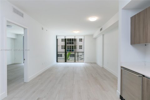 Купить кондоминиум в Майами, Флорида 1 спальня, 66.33м2, № 2005926 - фото 19