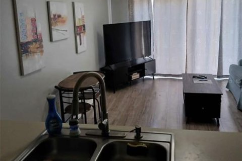 Condo in Mulberry, Florida, 2 bedrooms  № 2232624 - photo 4