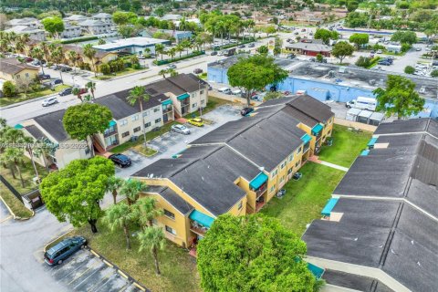 Снять в аренду кондоминиум в Майами, Флорида 1 спальня, 54.16м2, № 2001067 - фото 15