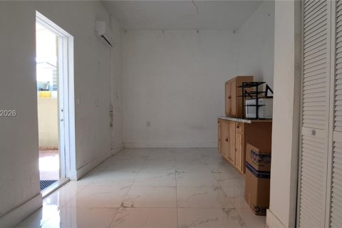 Touwnhouse à vendre à Homestead, Floride: 2 chambres, 132.94 m2 № 2090347 - photo 9