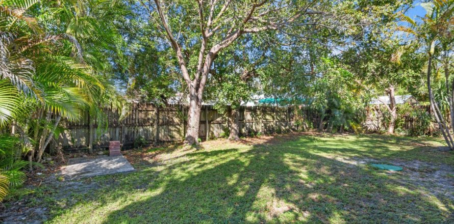 Casa en Hollywood, Florida 2 dormitorios, 77.2 m2 № 1159991