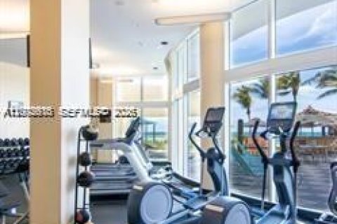 Condo in Sunny Isles Beach, Florida, 1 bedroom № 2090793 - photo 6