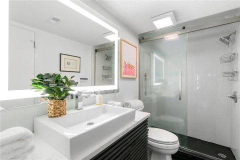 Condo in Tampa, Florida, 1 bedroom № 2123614 - photo 19
