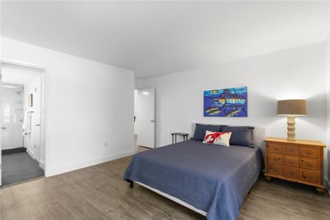 Condo in Tampa, Florida, 1 bedroom № 2123614 - photo 17