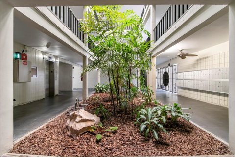 Condo in Tampa, Florida, 1 bedroom № 2123614 - photo 21