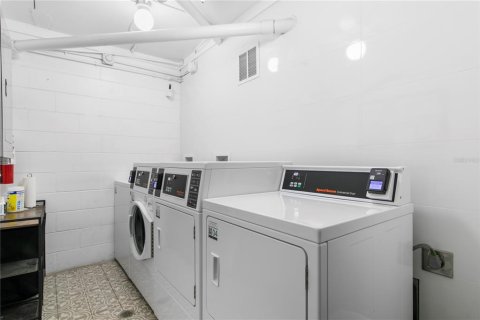 Condo in Tampa, Florida, 1 bedroom № 2123614 - photo 22
