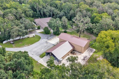 House in Lakeland, Florida 3 bedrooms, 222.41 sq.m. № 2120402 - photo 3