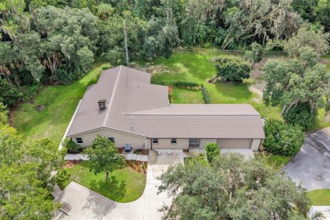 House in Lakeland, Florida 3 bedrooms, 222.41 sq.m. № 2120402 - photo 6