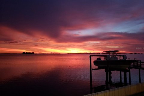 Casa en Dunedin, Florida 3 dormitorios, 182.27 m2 № 1634425