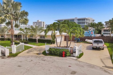 Casa en venta en Fort Lauderdale, Florida, 3 dormitorios, 195.65 m2 № 2392607 - foto 6