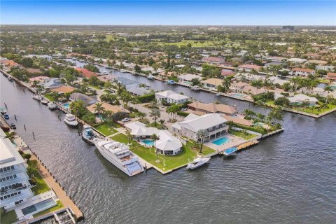 Casa en venta en Fort Lauderdale, Florida, 3 dormitorios, 195.65 m2 № 2392607 - foto 3