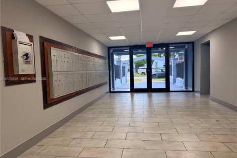 Copropriété à louer à Hialeah, Floride: 2 chambres, 82.68 m2 № 2425063 - photo 24