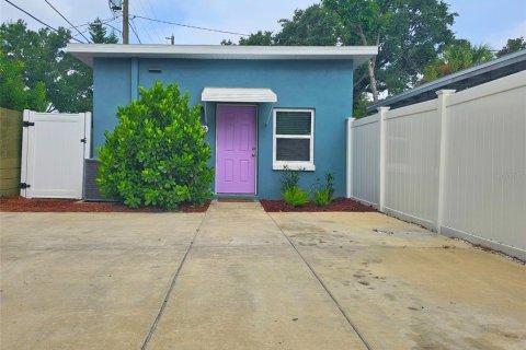 Apartment in Saint Petersburg, Florida 1 bedroom, 56.3 sq.m. № 2275419 - photo 2