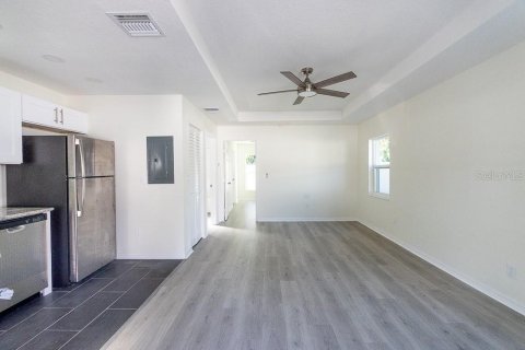 Apartment in Saint Petersburg, Florida 1 bedroom, 56.3 sq.m. № 2275419 - photo 3
