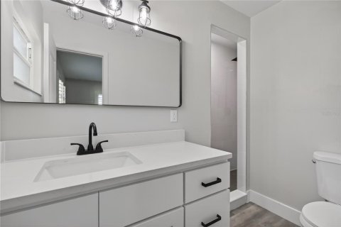 House in Tavares, Florida 2 bedrooms, 130.06 sq.m. № 2114747 - photo 23
