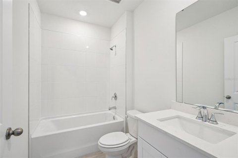 Купить виллу или дом в Леди-Лейк, Флорида 7 комнат, 244.43м2, № 2097850 - фото 18