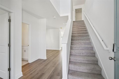 Купить виллу или дом в Леди-Лейк, Флорида 7 комнат, 244.43м2, № 2097850 - фото 5