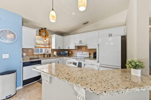 Villa ou maison à vendre à Port St. Lucie, Floride: 3 chambres, 117.8 m2 № 2420695 - photo 18