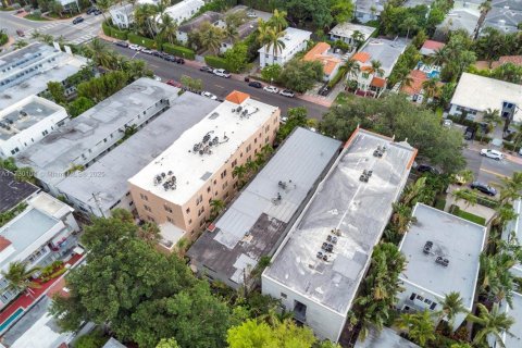 Condo in Miami Beach, Florida, 1 bedroom  № 1811283 - photo 28