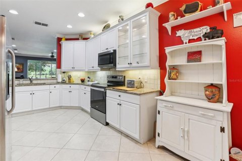 House in Wimauma, Florida 2 bedrooms, 138.98 sq.m. № 1853586 - photo 15