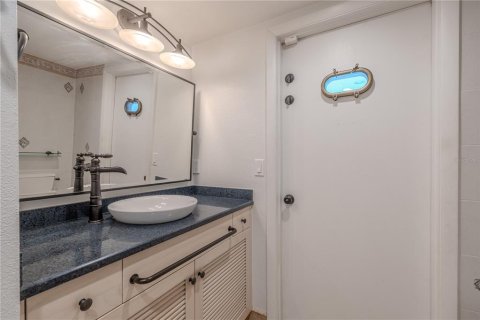 Villa ou maison à vendre à Saint Petersburg, Floride: 3 chambres, 226.59 m2 № 1919625 - photo 19