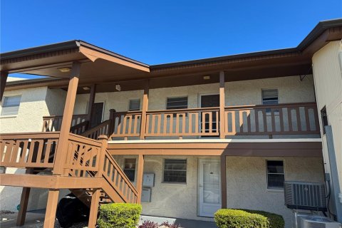 Condo à New Port Richey, Floride, 1 chambre  № 2101454