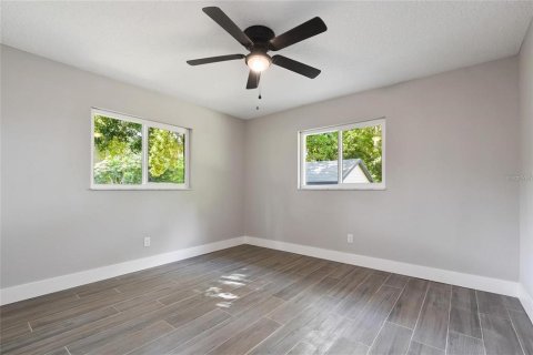 House in Winter Garden, Florida 4 bedrooms, 195.09 sq.m. № 1813504 - photo 17