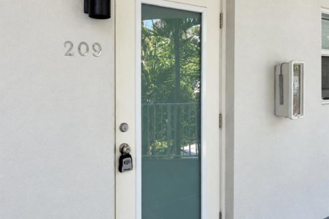 Copropriété à louer à Lauderdale-by-the-Sea, Floride: 1 chambre, 49.7 m2 № 2376900 - photo 7