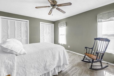 Купить виллу или дом в Семинол, Флорида 11 комнат, 226.68м2, № 1754509 - фото 30