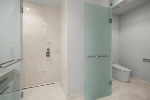 Condo in Longboat Key, Florida, 2 bedrooms  № 1433711 - photo 21
