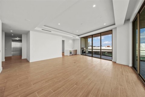 Condominio en venta en Longboat Key, Florida, 2 dormitorios, 200.11 m2 № 1433711 - foto 7