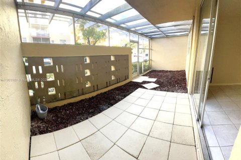 Снять в аренду кондоминиум в Плантация, Флорида 1 спальня, 87.33м2, № 1954836 - фото 14